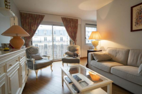 Nice and Spacious Apt near Gaumont Convention